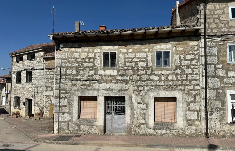 Foto de inmueble: CASA CON HUERTO DE 345 M² EN RUBENA