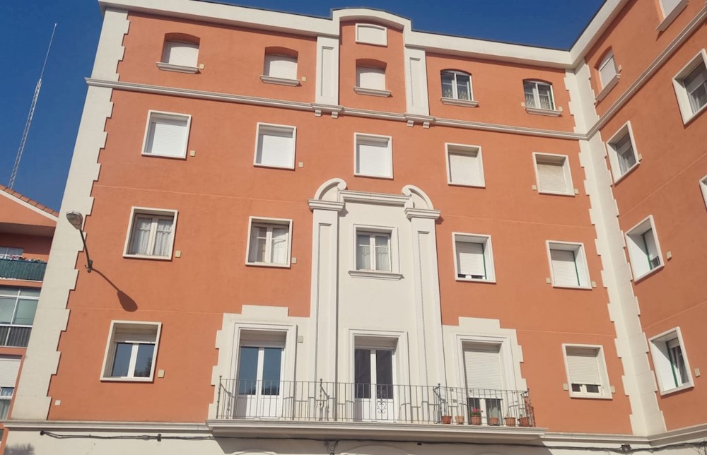 Foto de inmueble: PISO TOTALMENTE EXTERIOR PARA REFORMAR EN LAS CALZ