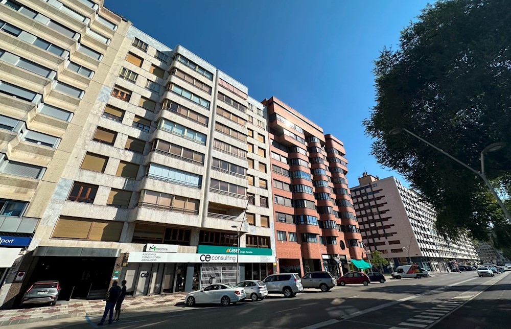 Foto de inmueble: AVENIDA REYES CATÓLICOS JUNTO PLAZA ESPAÑA, REFORM